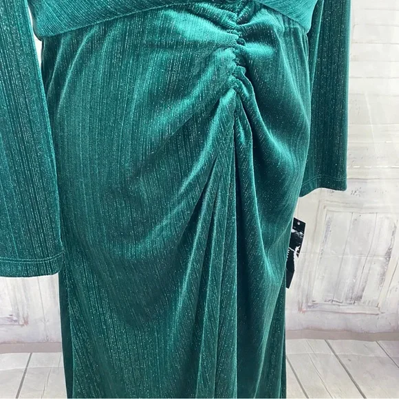 Maggy London Sz 12 Green Metallic Striped 3/4 Sleeve Velvet Midi Cocktail/Formal - Picture 13 of 15